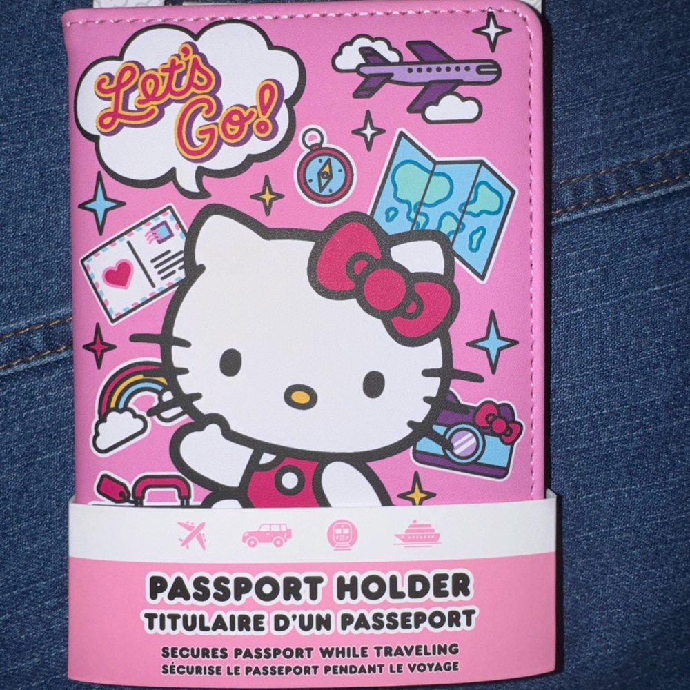 Hello kitty passport holder
